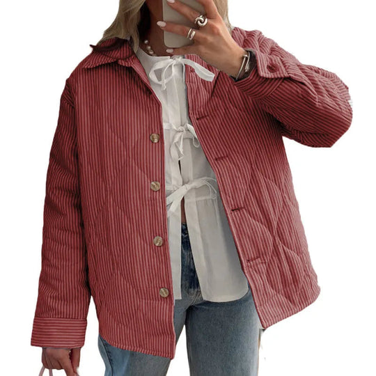 Celia – Oversized quiltet jakke med avslappet passform og knapper