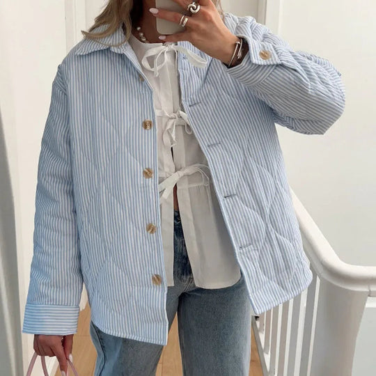 Celia – Oversized quiltet jakke med avslappet passform og knapper